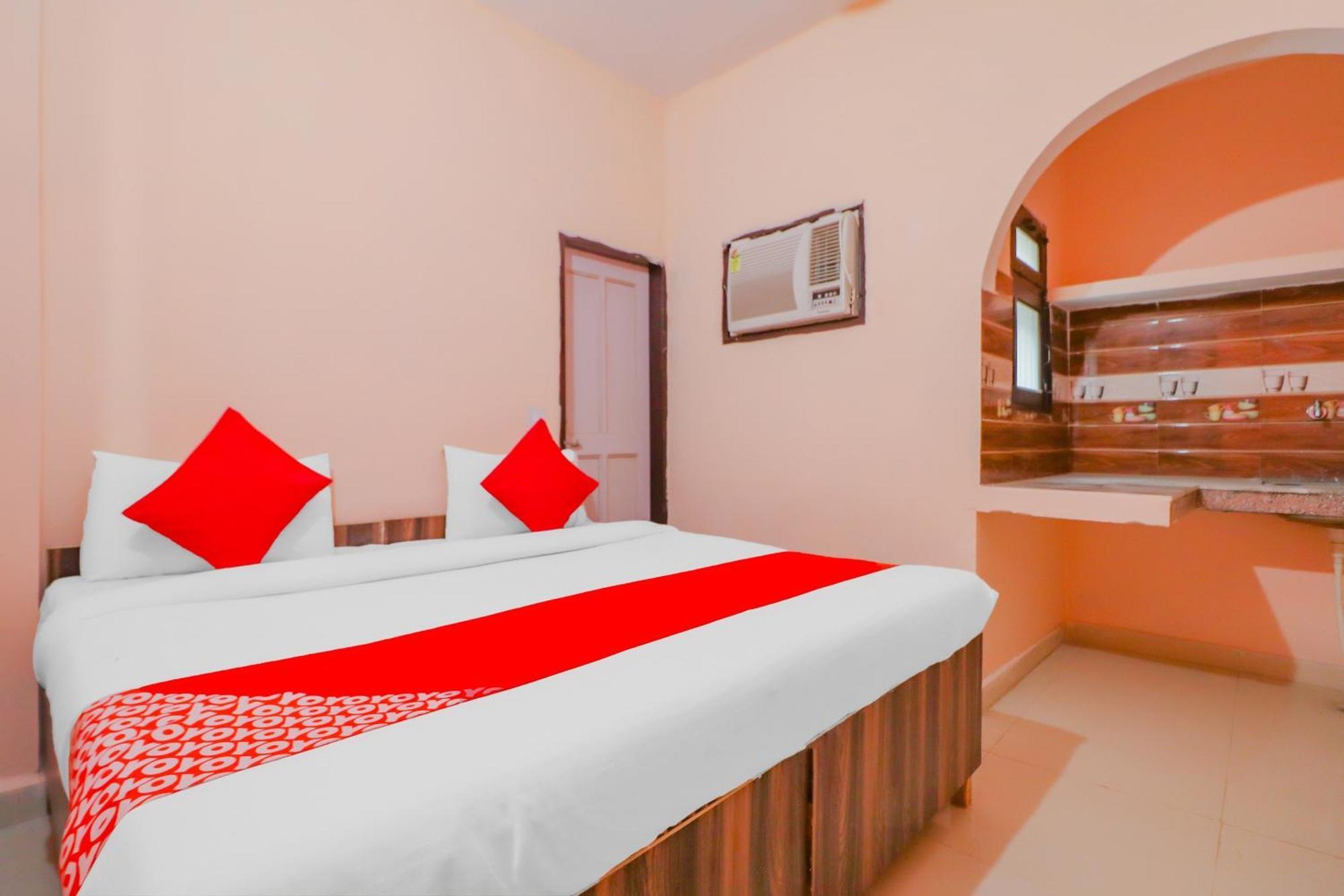 Hotel O Bhardwaj Guest House Garhi Harsaru Exteriér fotografie